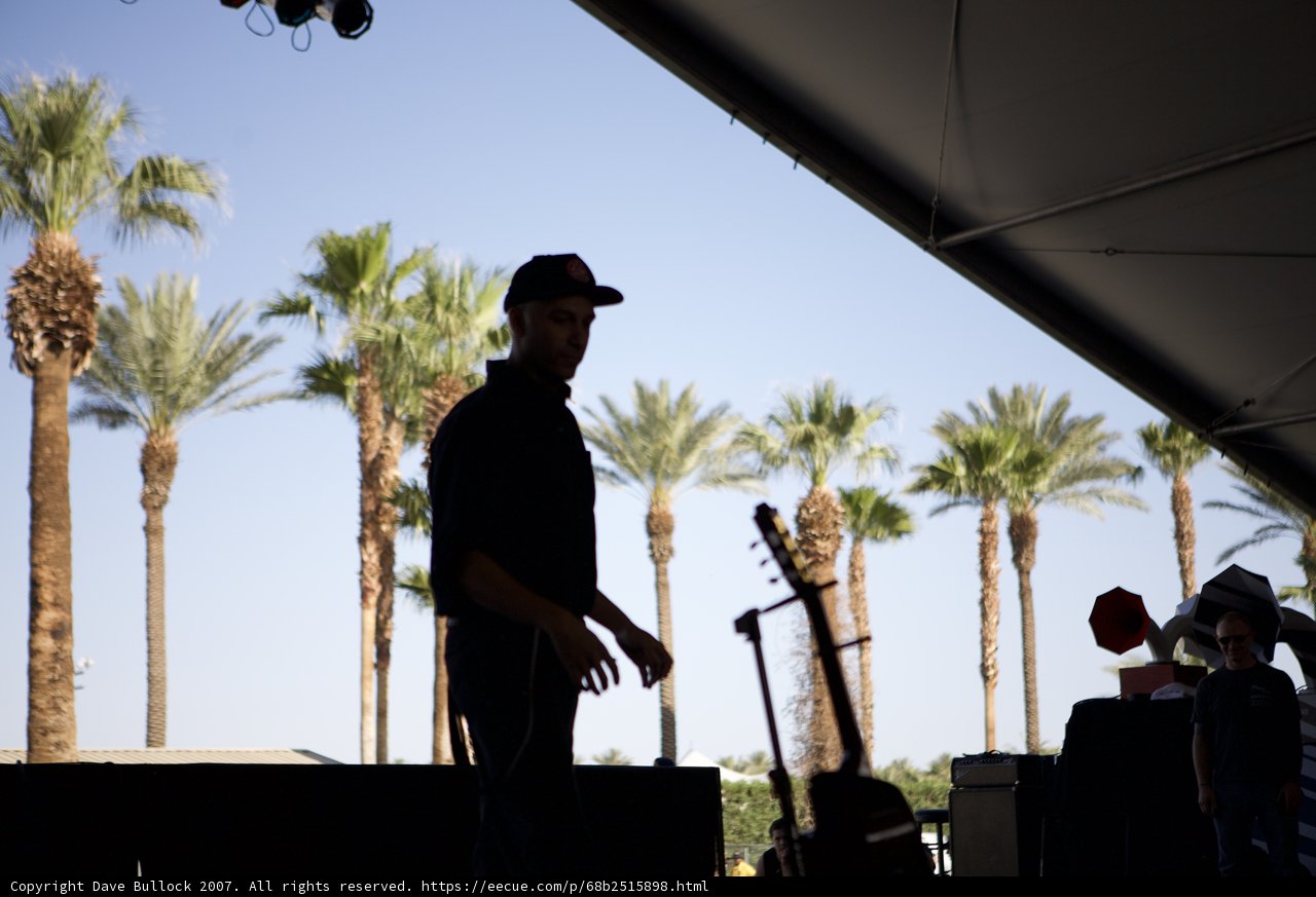 Tom Morello Rocks the Stage Under the Palm Trees