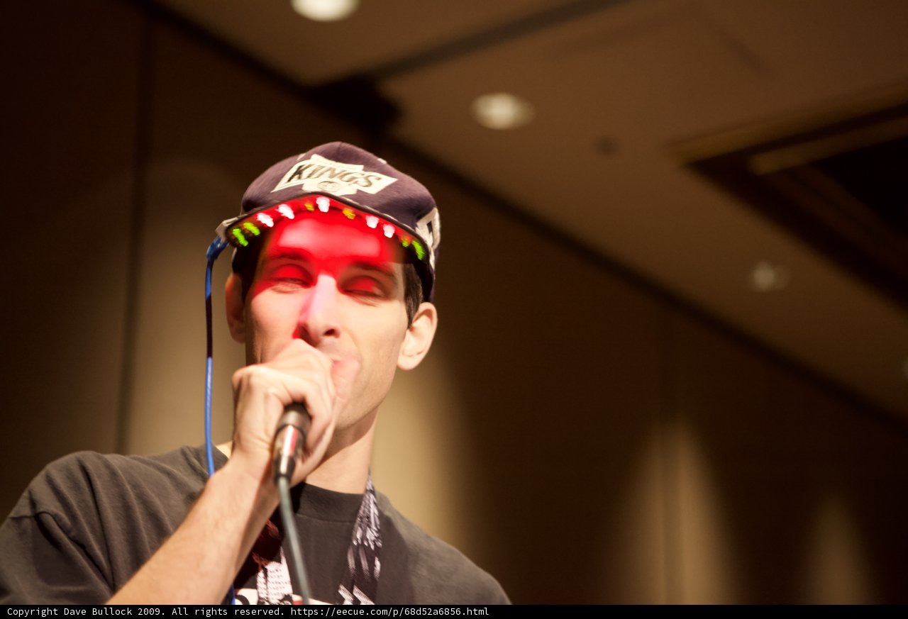 The Entertainer with a Hat