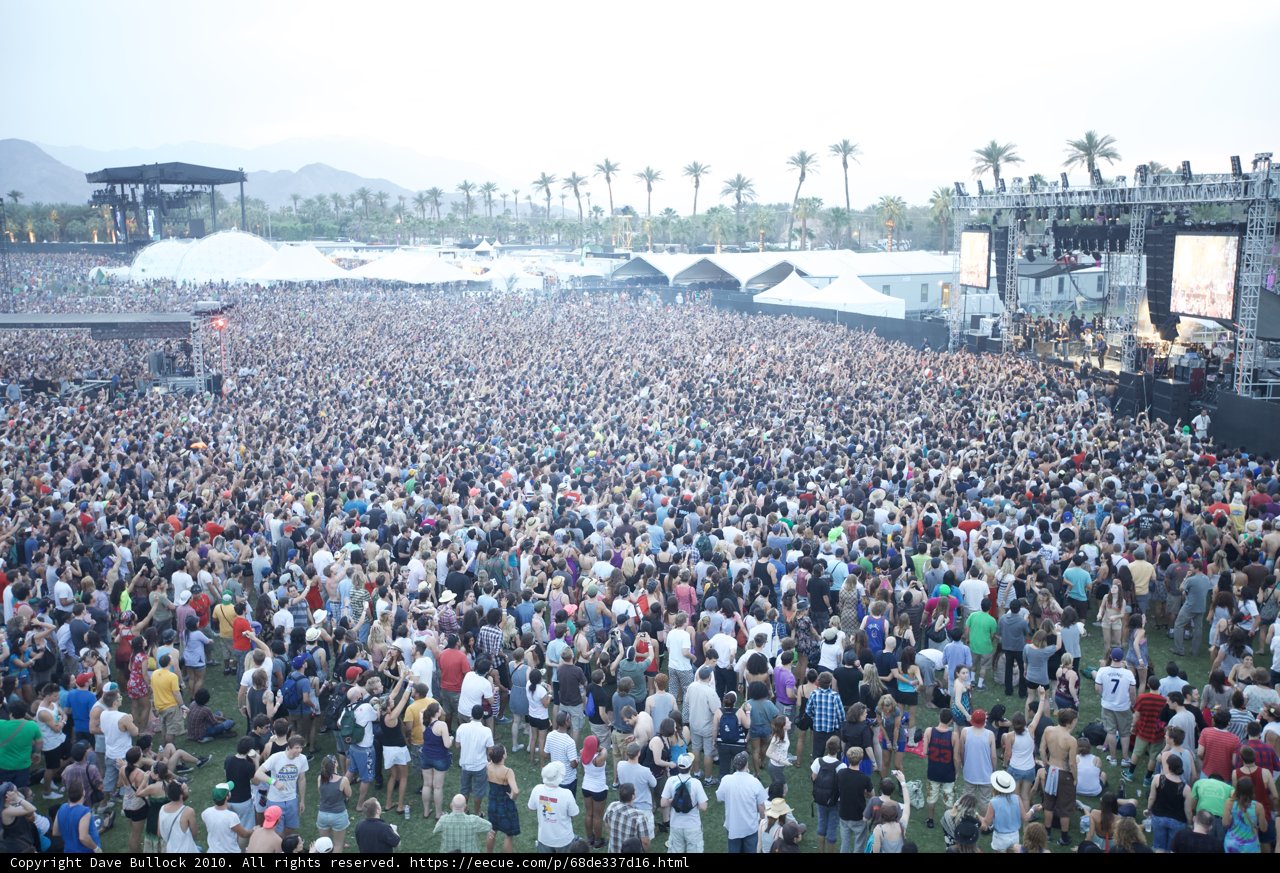 Coachella Sunday: A Sea of People