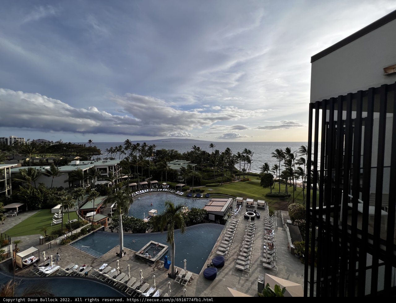 A Serene Summer Getaway at a Seaside Resort in Maui
