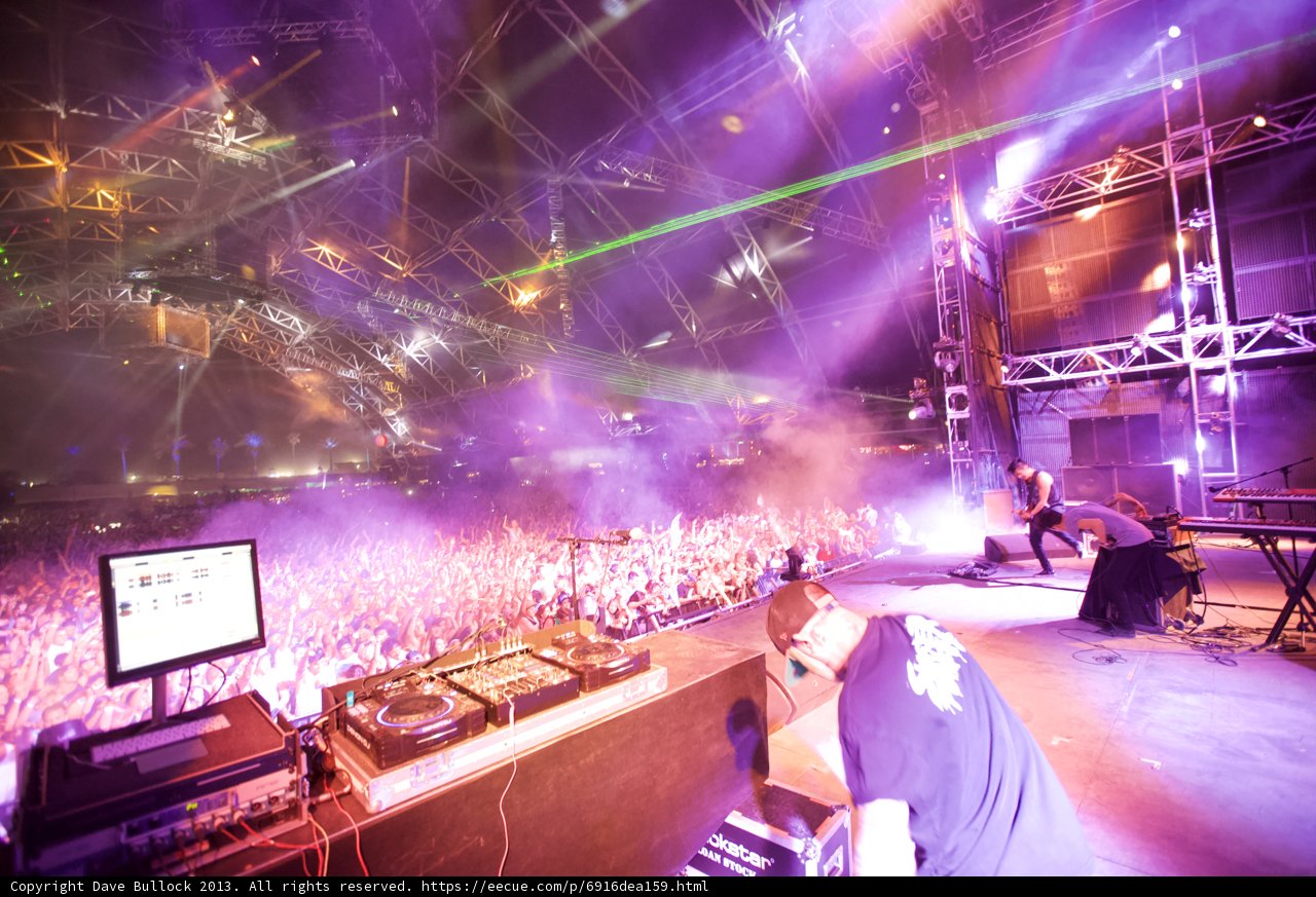Rockin' the Crowd