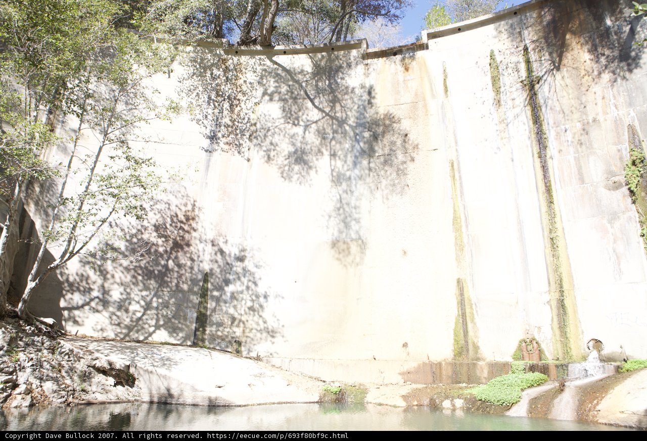 The Great Concrete Wall