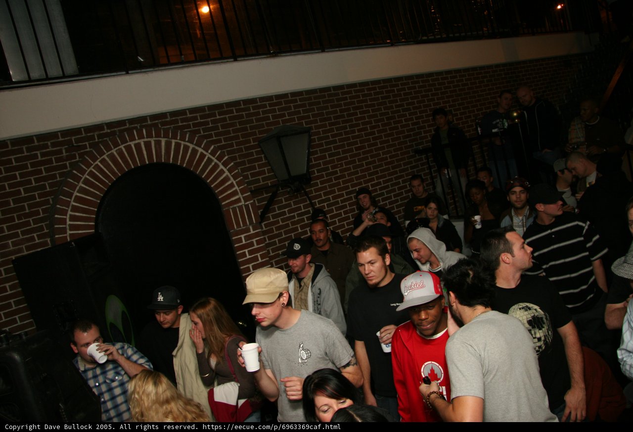 Nightlife at the Urban Pub