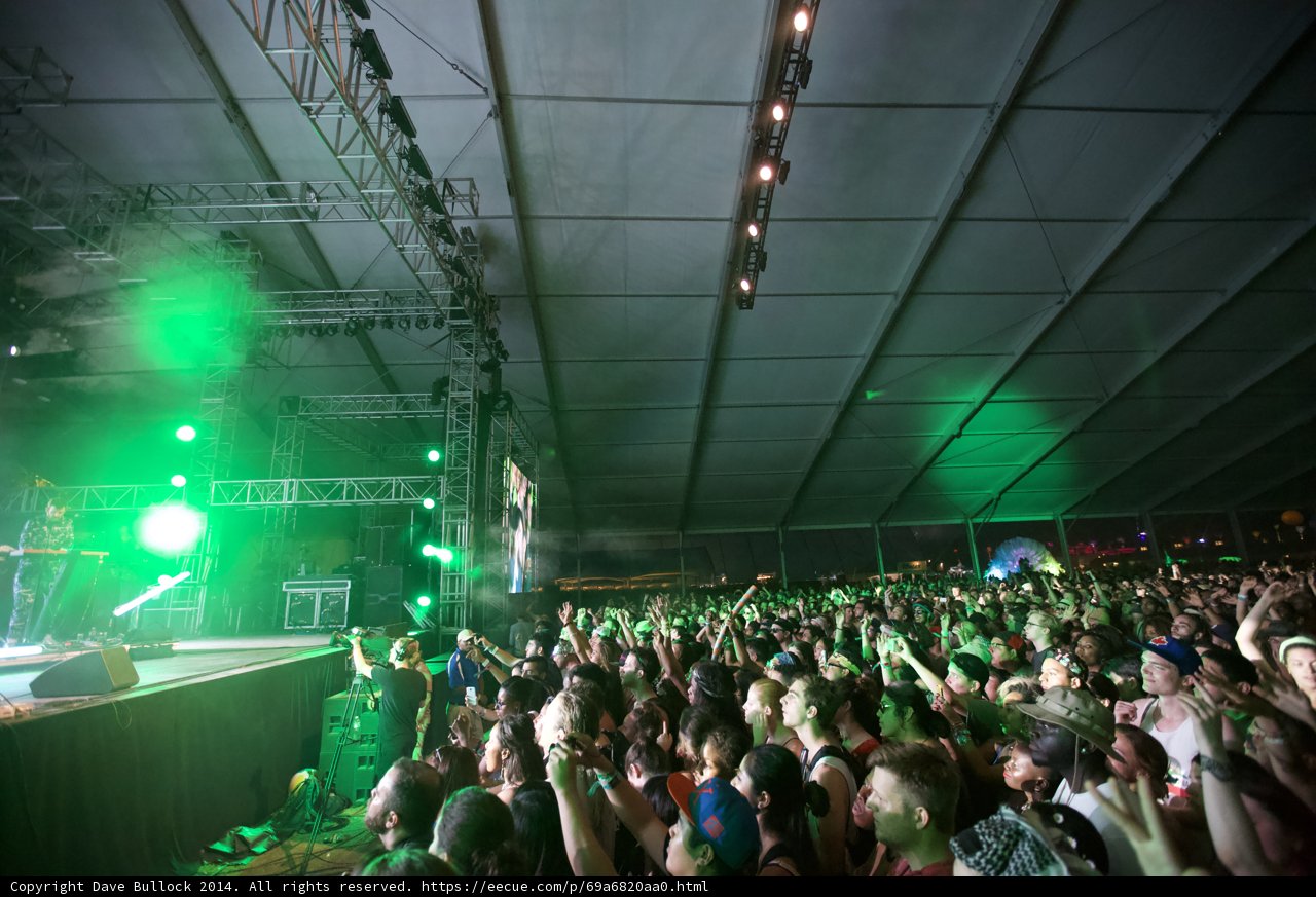 Green Spotlights Illuminate the Enthusiastic Crowd at Coachella