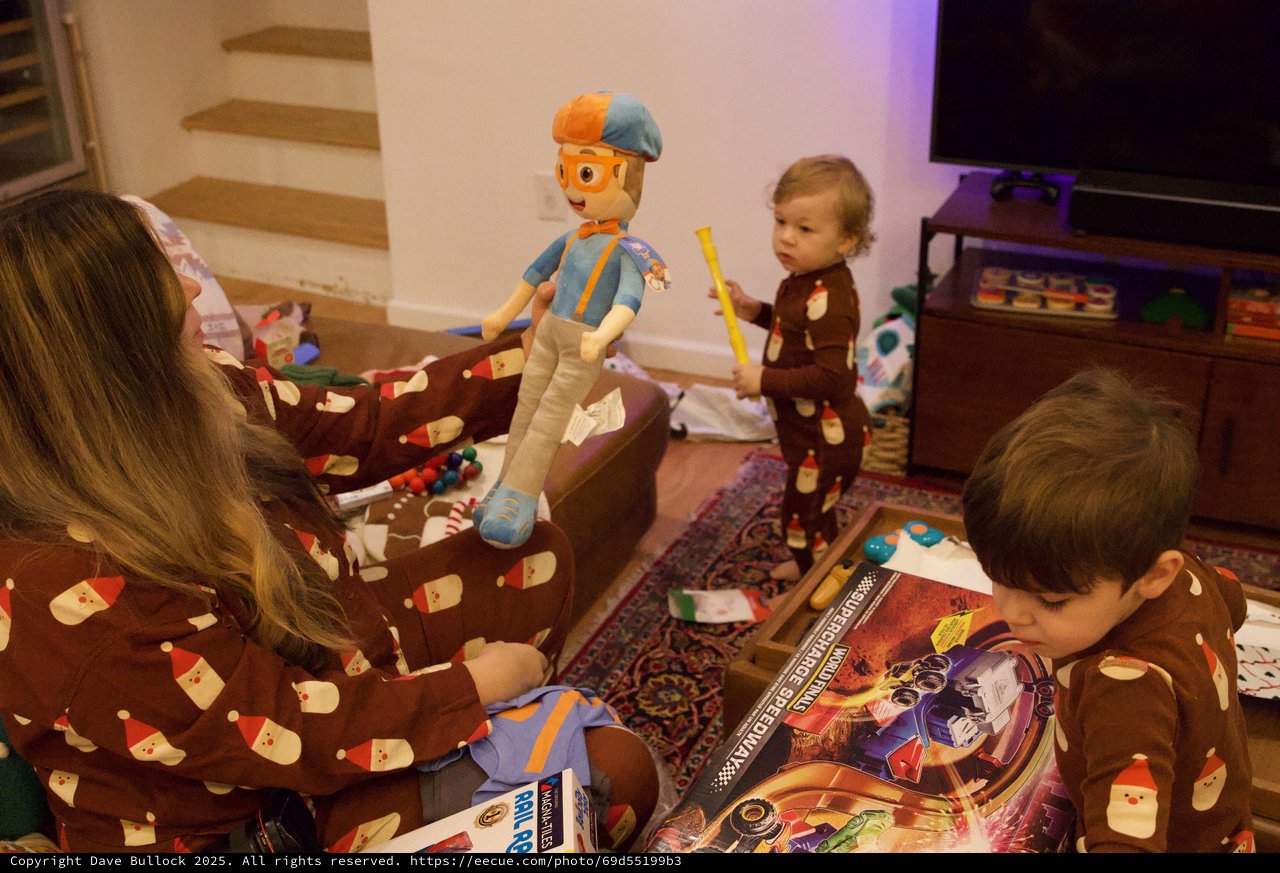 Family Christmas Morning with Blippi Toy Surprise