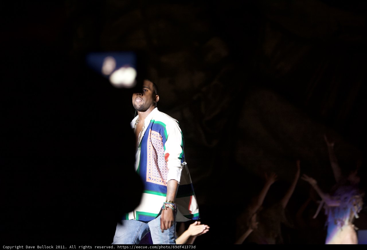 Kanye West's Electrifying Solo Performance