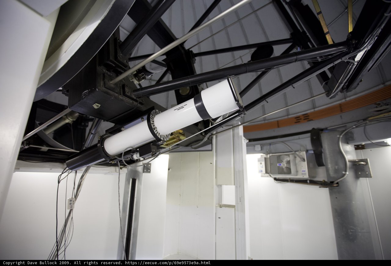 A Telescope in the Heart of Architecture