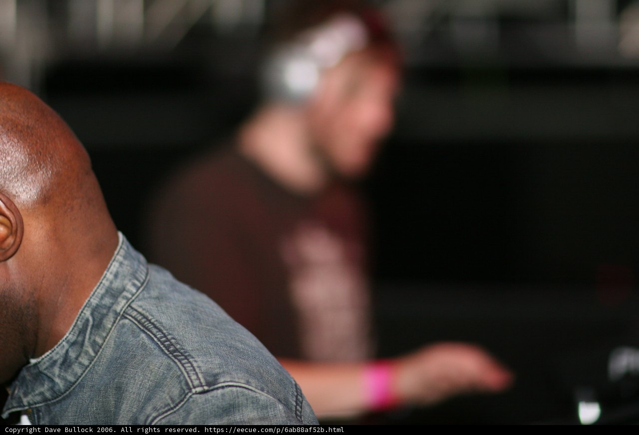 Headphone Vibes