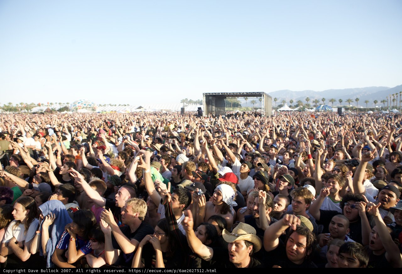 Coachella Music Festival Draws Massive Crowds