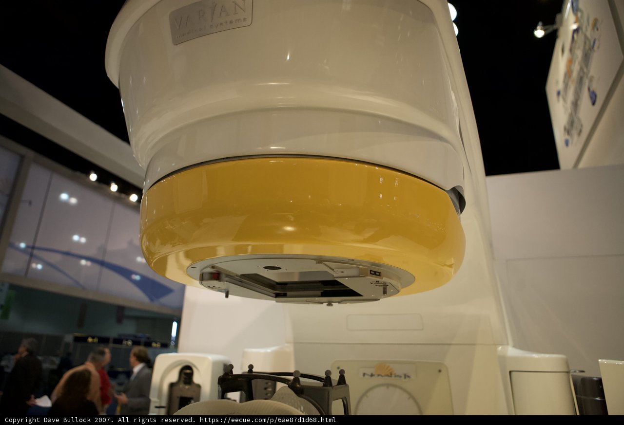 The Yellow Machine at the Planetarium