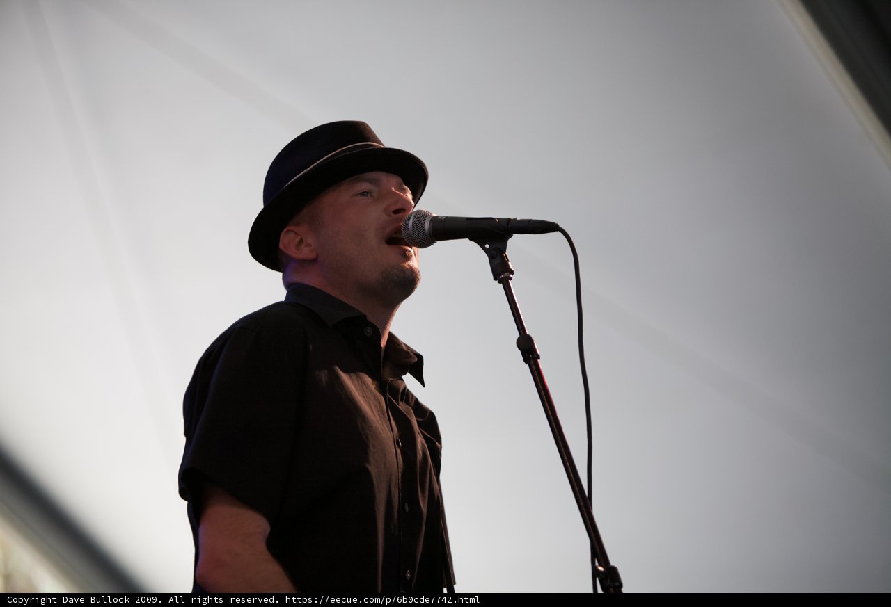 Hat-titude Singer