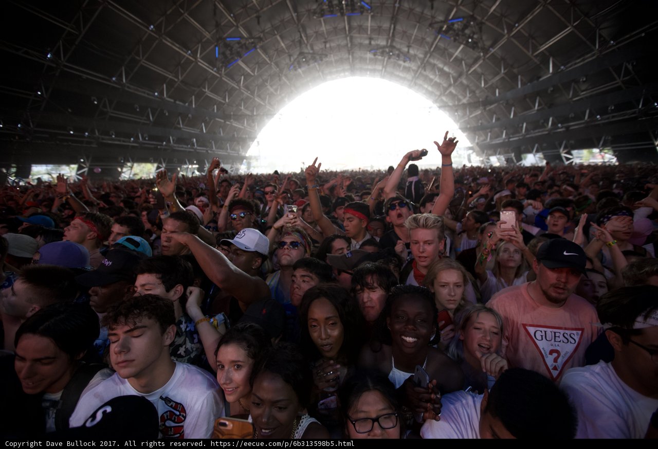 Crowd Goes Wild at Coachella 2017