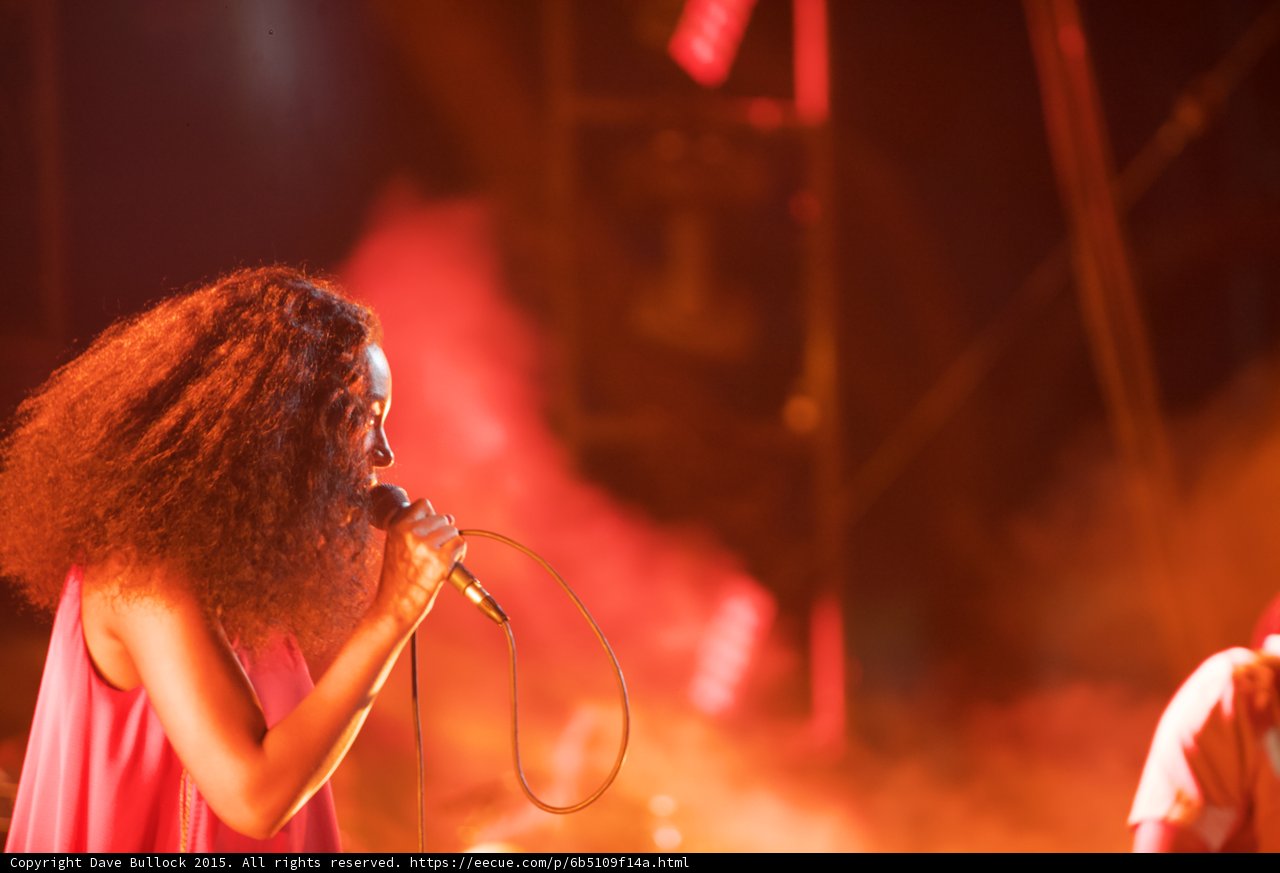 Solange Profile Singing Scaffolding Band Red Orange Haze