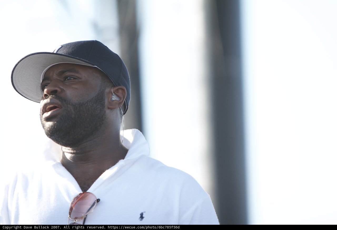 Black Thought Rocks the Hat