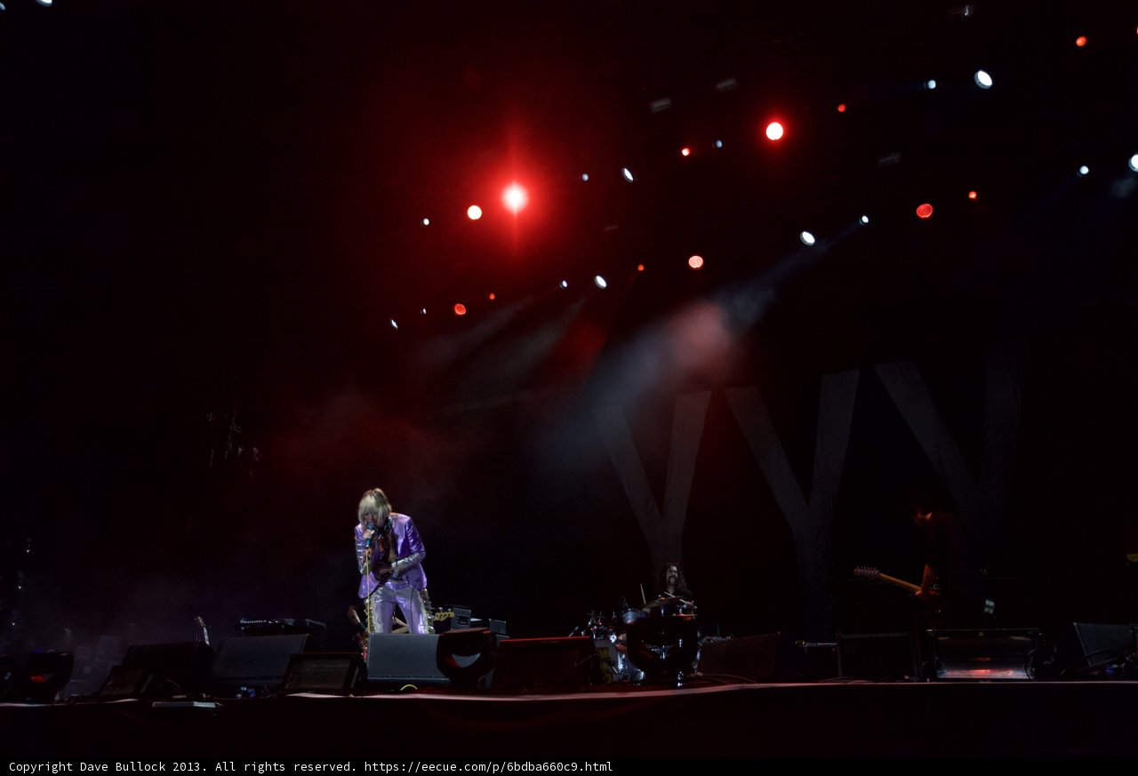 Entertaining the Crowd at Coachella