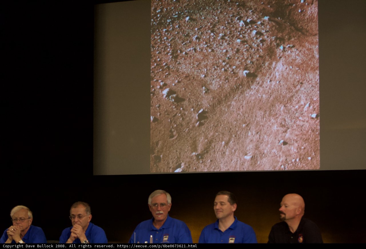 Mars and the Men: Phoenix Landing Press Conference