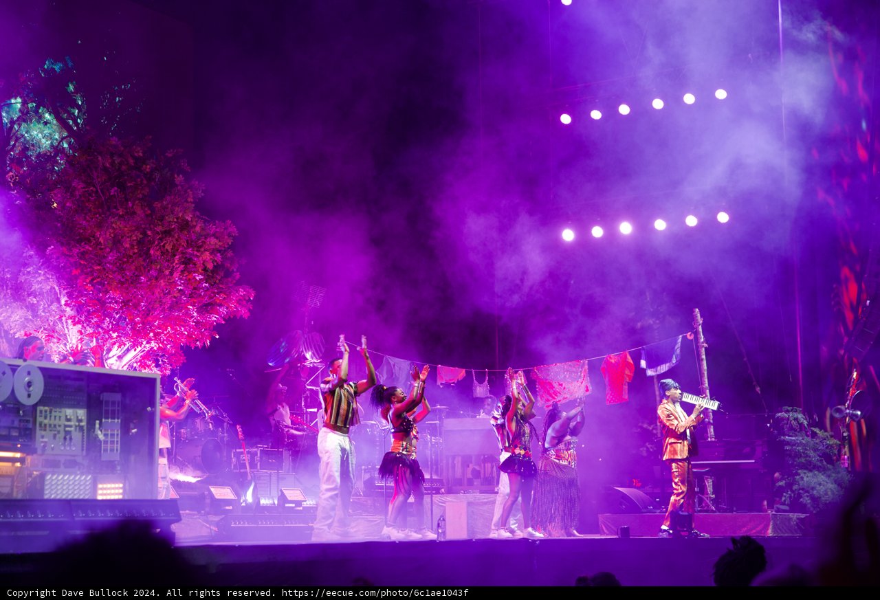 Vibrant Night: Gabriel Mangabeira Shining at Coachella 2024