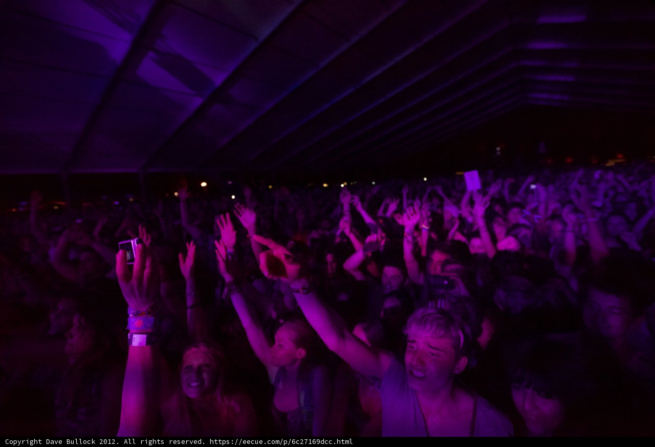 Hands Up for the Music