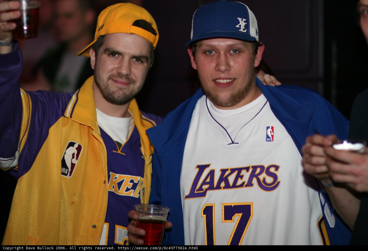 Lakers Fans Unite