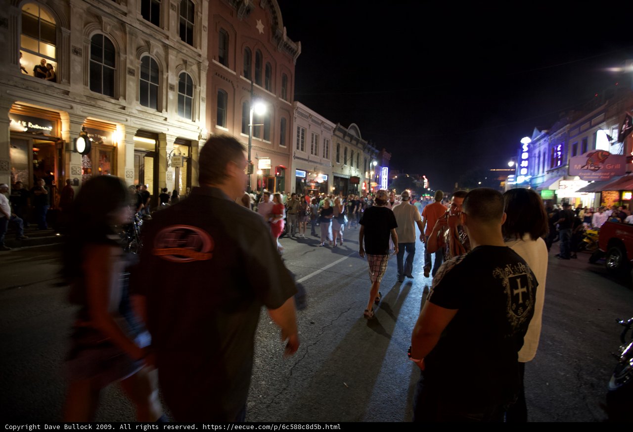 Night Crowd in Austin Metropolis