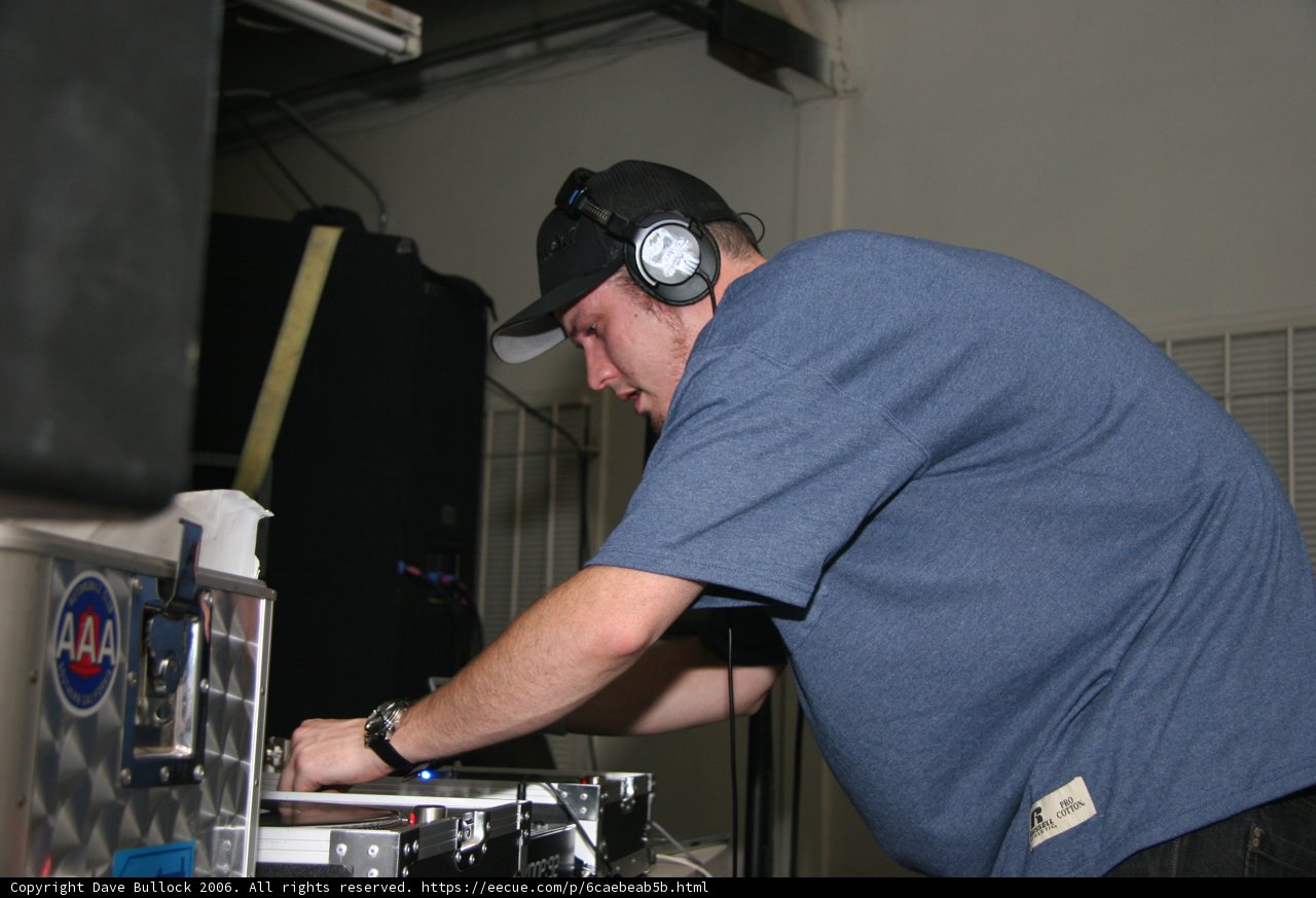 DJ Travis B Rocking the Turntables