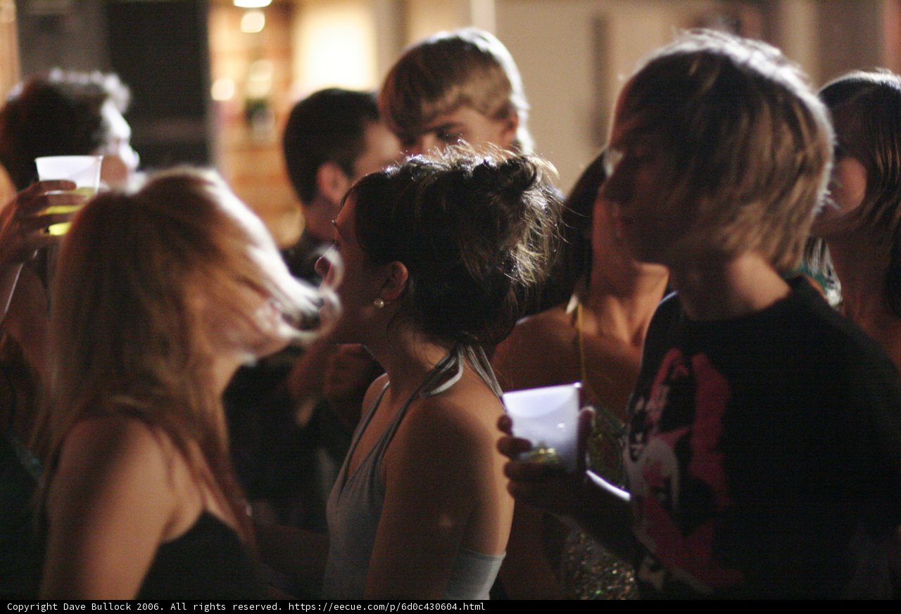 Nightlife at the Urban Pub