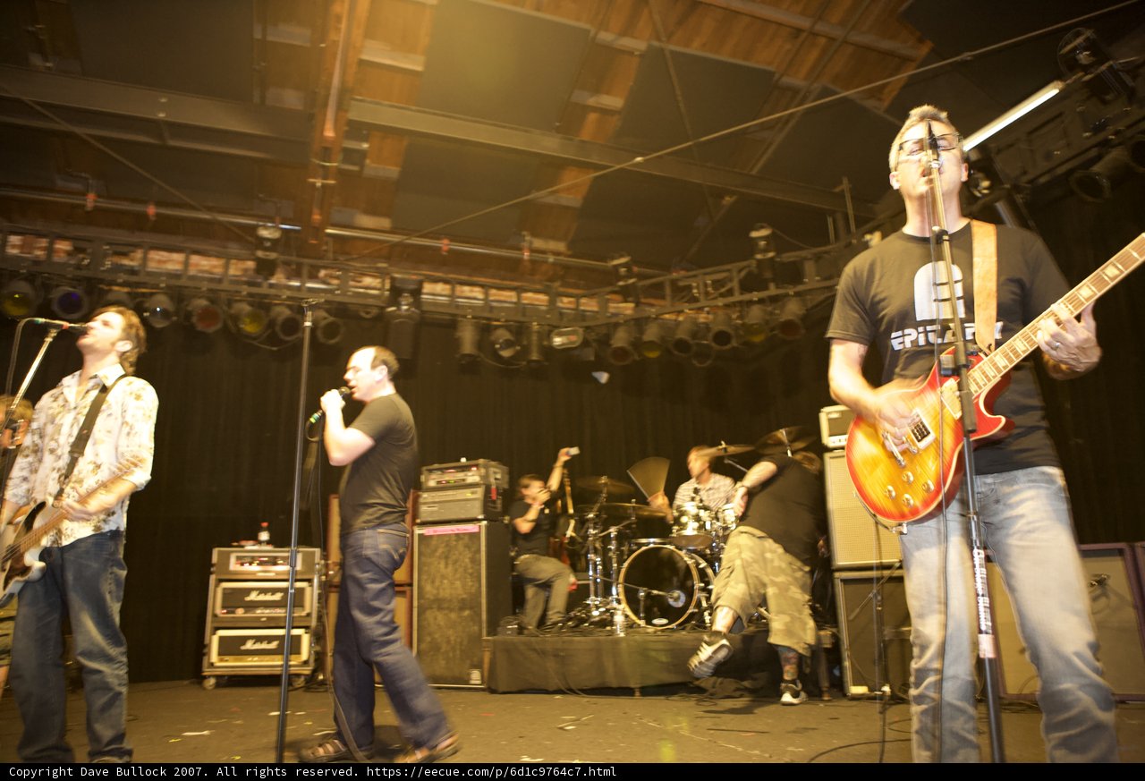Bad Religion Rocks the Glasshouse