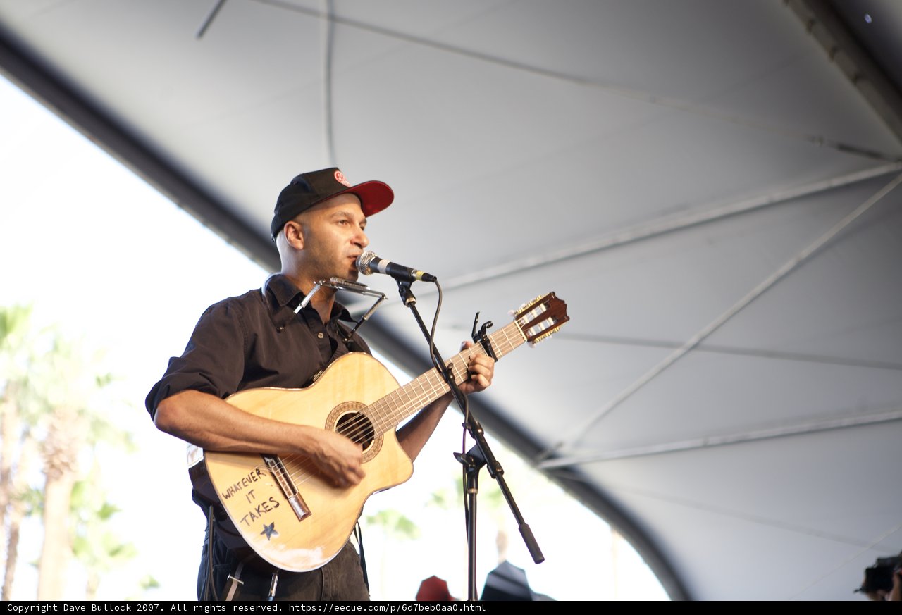 Tom Morello's Acoustic Performance at Coachella 2007