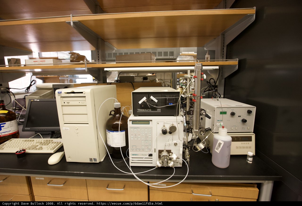 Advanced Laboratory Setup with Cutting-Edge Equipment