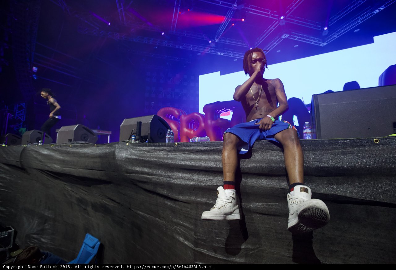 Relaxing on Stage