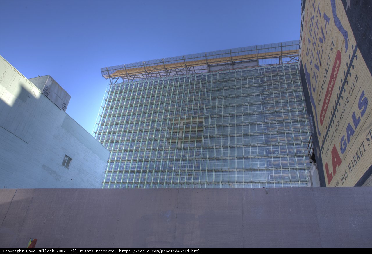 The Glass Skyscraper of the Metropolis