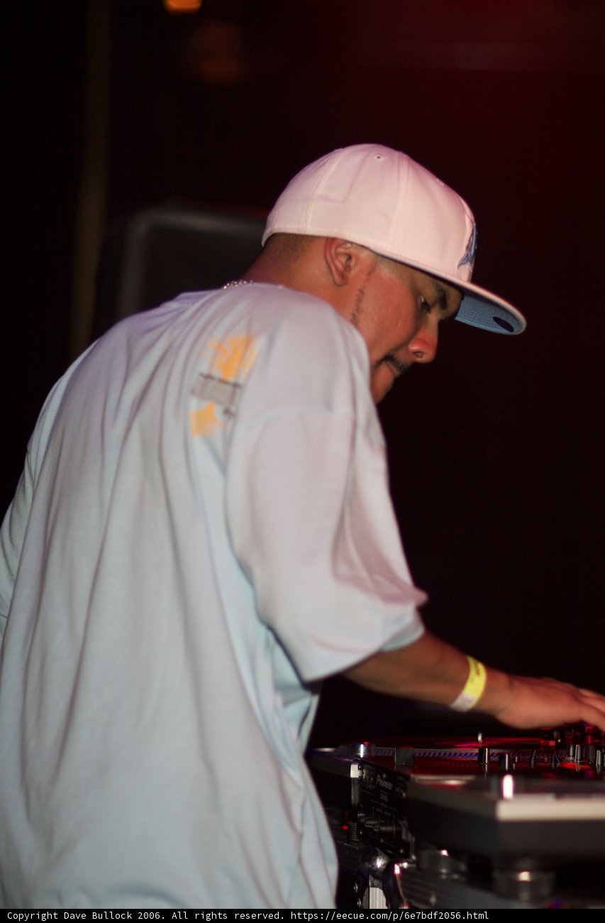 White Hat DJ
