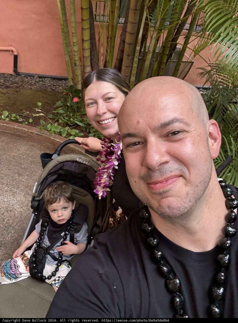 A Tropical Family Snapshot at The Royal Hawaiian