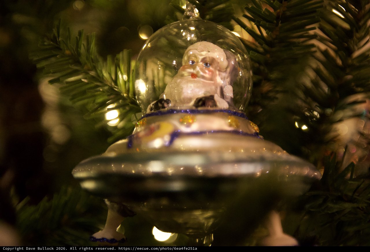 Vintage Santa Claus Snow Globe Christmas Tree Ornament