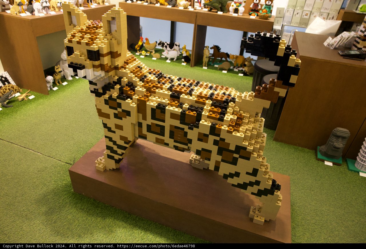 Handcrafted Lego Masterpiece: The Feline Sculpture