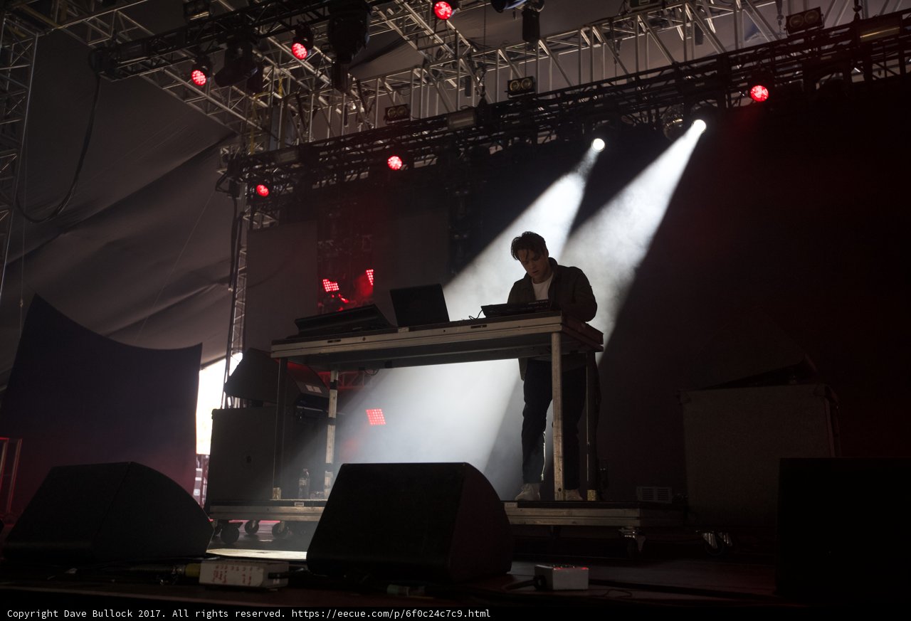Spotlight on the Entertainer