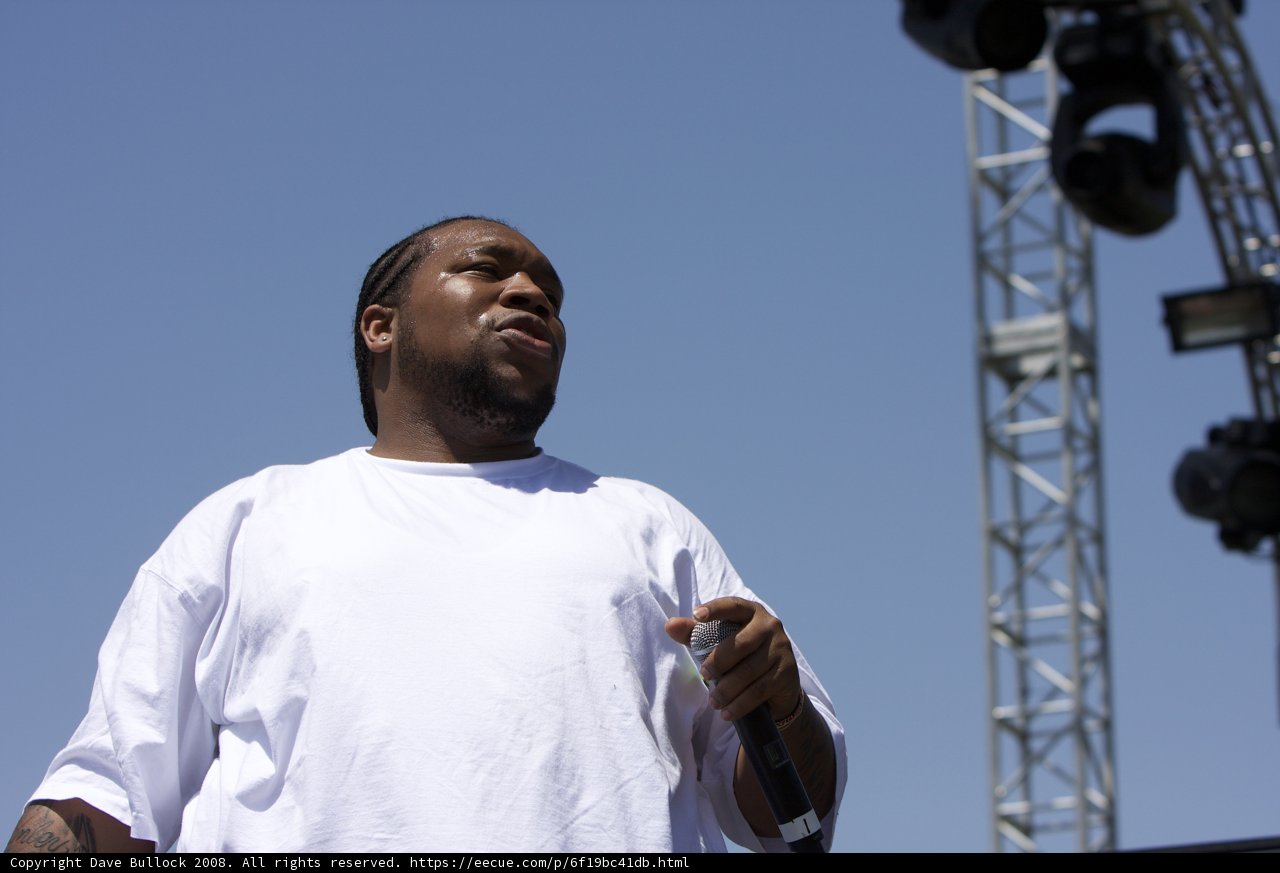 Big Pooh Rocks the Stage