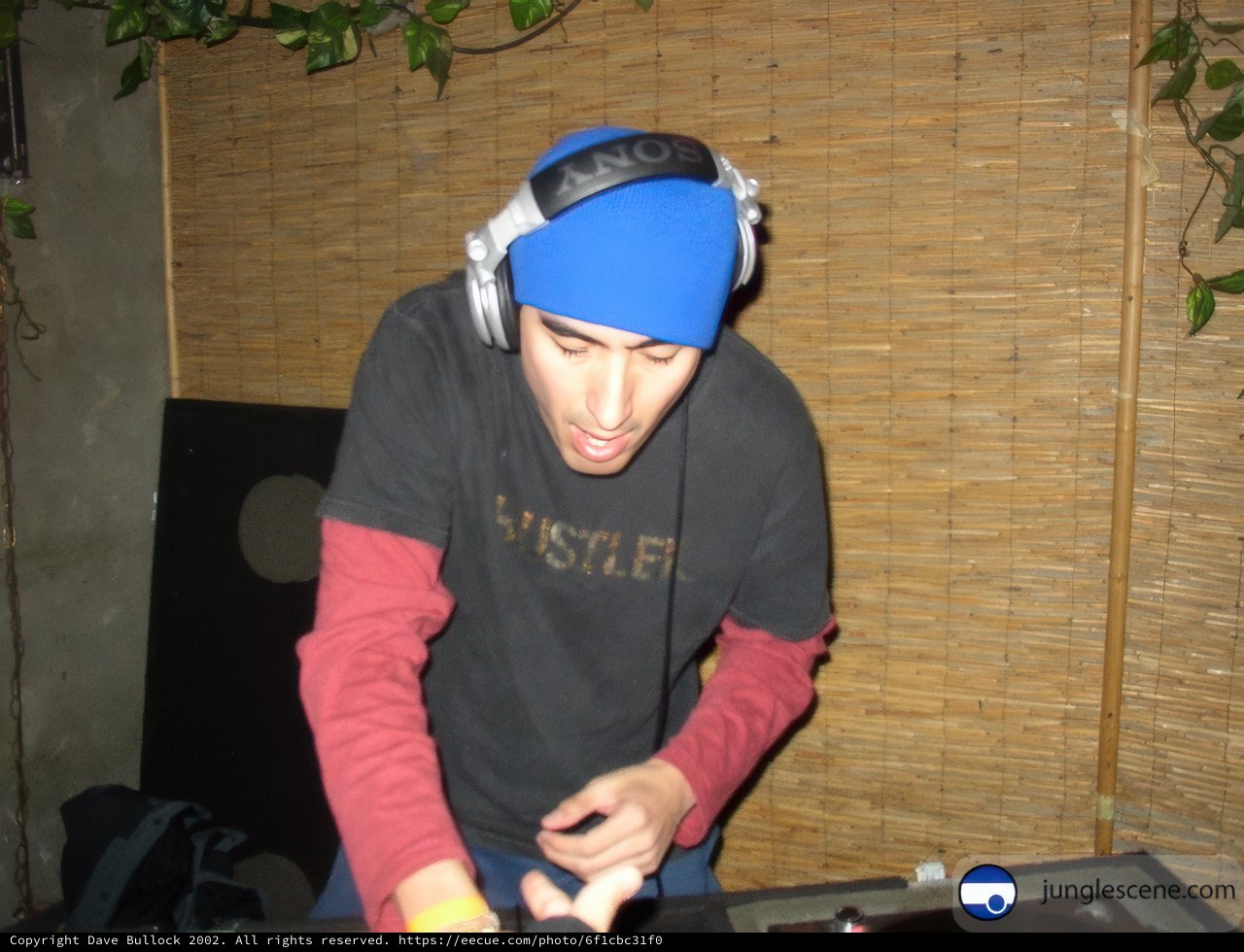 DJ Vibe