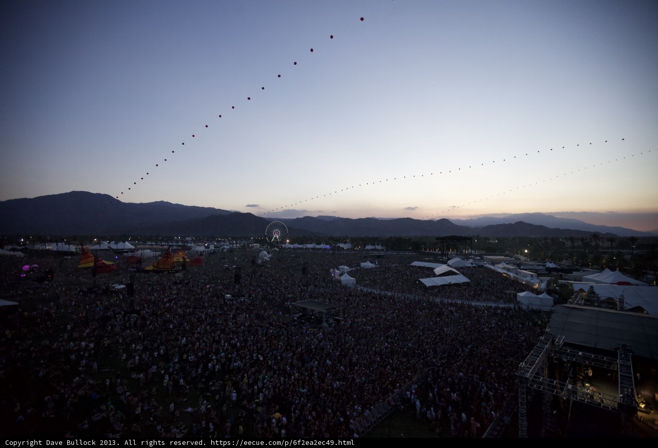 Balloons over the Crowd