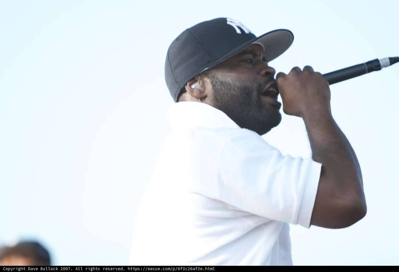 Black Thought Rocks Coachella in a Baseball Cap