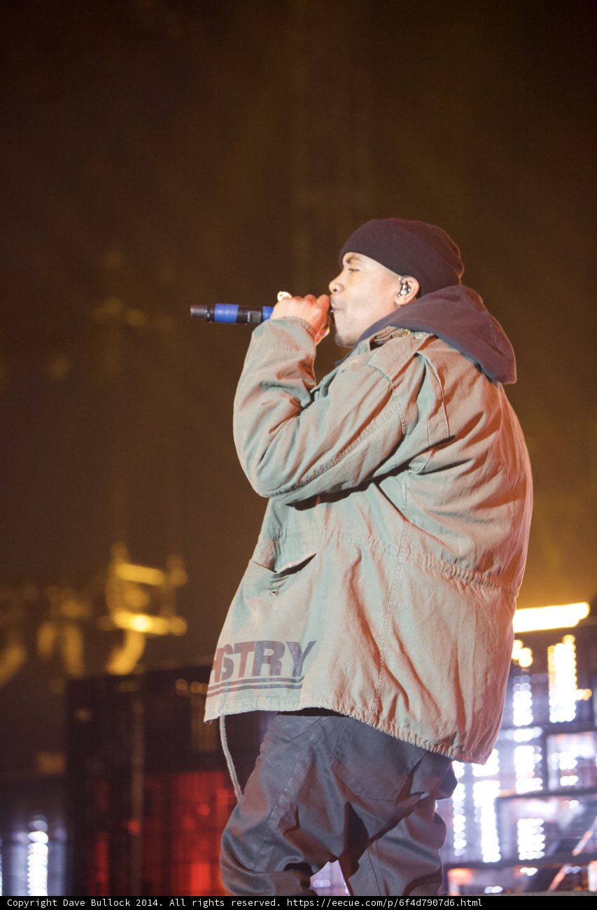 The Solo Entertainer
