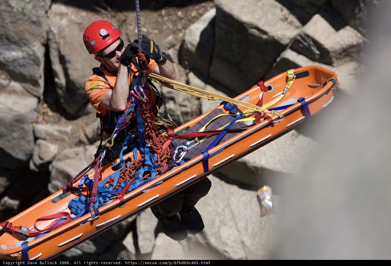 Highline Training: Hanging from a Rope