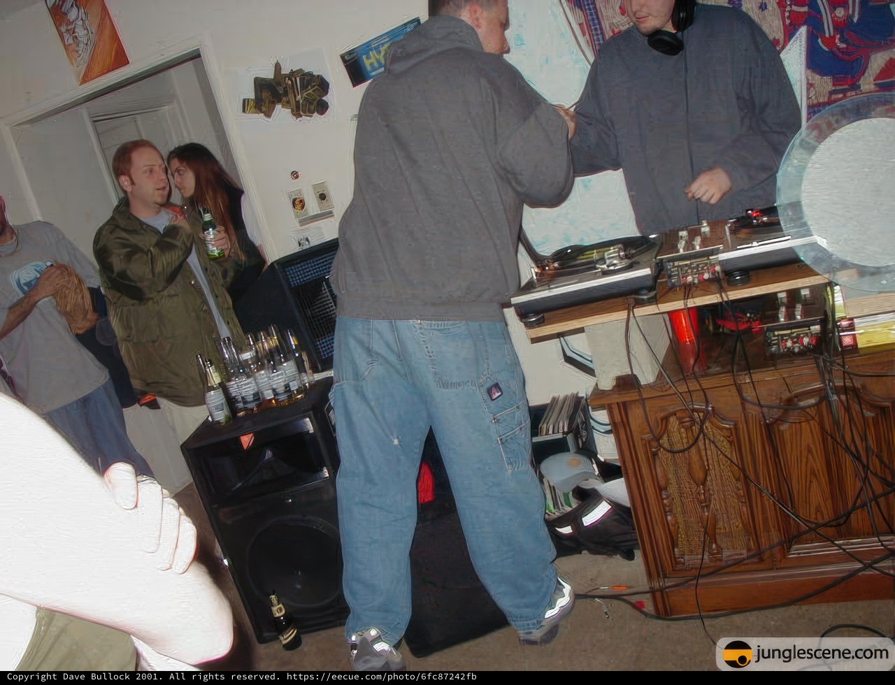 Hooded Deejay