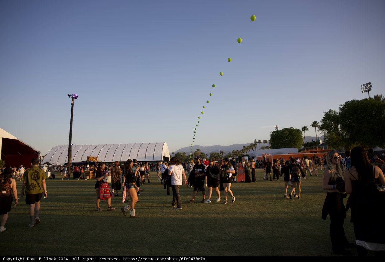 Sunny Afternoon at Coachella 2024: Fashion, Colors, and Culture