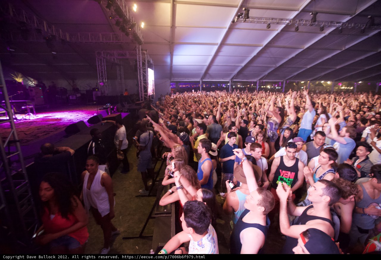 Coachella 2012: The Great Hand Wave