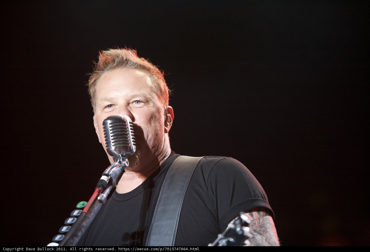 James Hetfield Rocks the Rock and Roll Hall of Fame