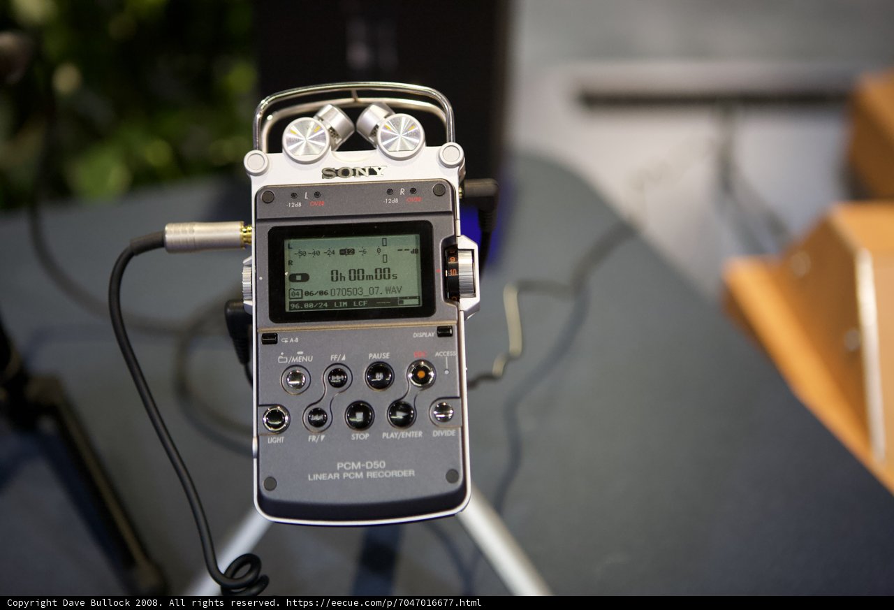 The Zoom H4n Recorder: A Comprehensive Review