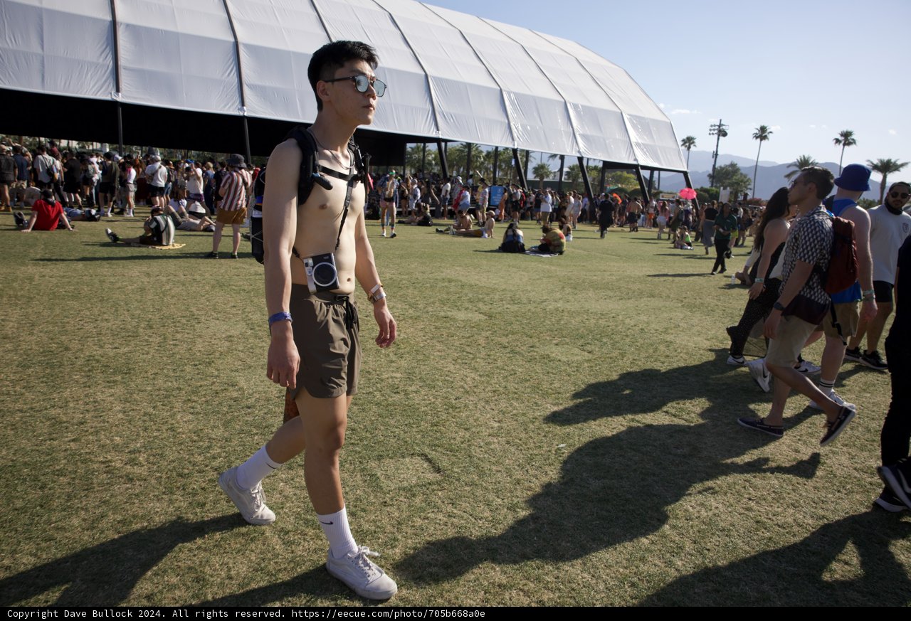 Festival Vibes: Youthful Threads and Keen Spirits at Coachella 2024