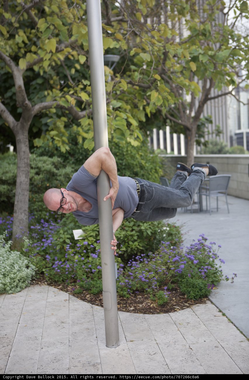 Athletic Pole Hold