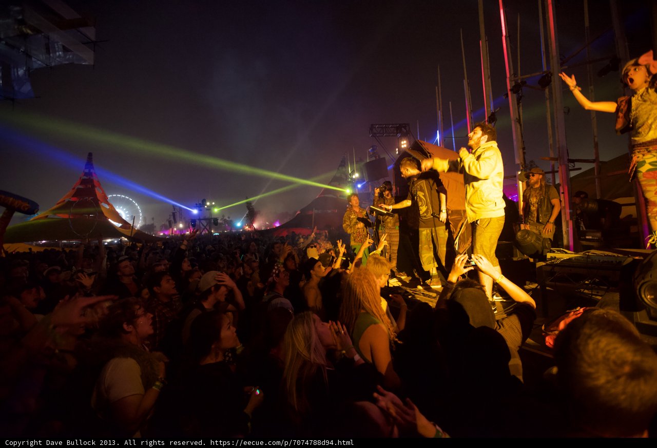 Spotlight on the Crowd
